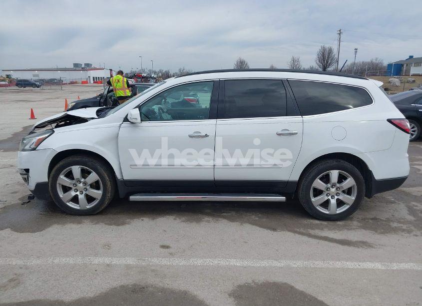 Photo 14 of 2017 Chevrolet Traverse PREMIER (VIN 1GNKVJKDXHJ267594)