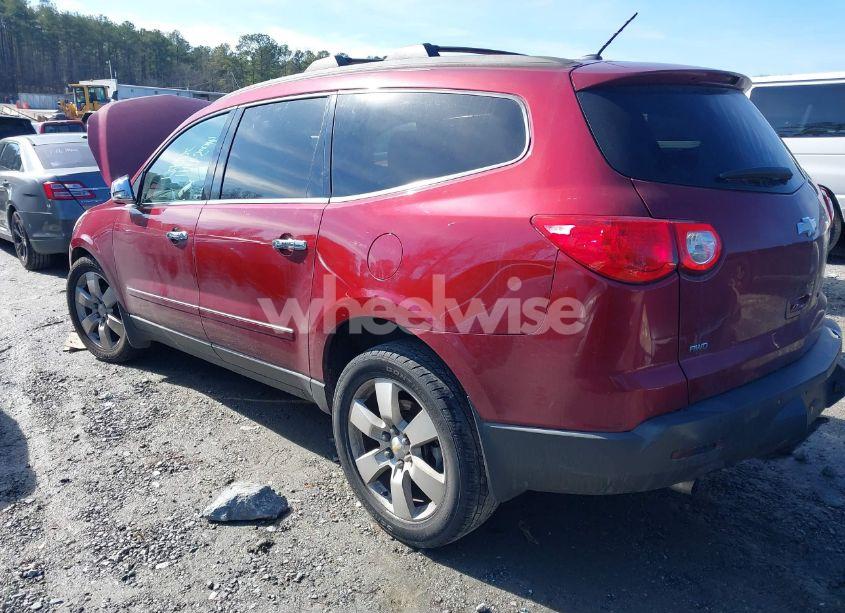 Photo 3 of 2011 Chevrolet Traverse LTZ (VIN 1GNKVLED0BJ174985)