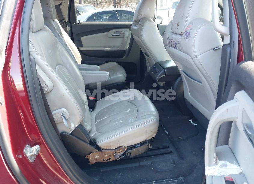 Photo 8 of 2011 Chevrolet Traverse LTZ (VIN 1GNKVLED0BJ174985)