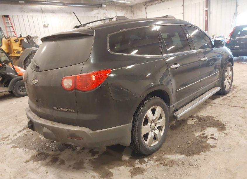 Photo 4 of 2011 Chevrolet Traverse LTZ (VIN 1GNKVLED0BJ301847)
