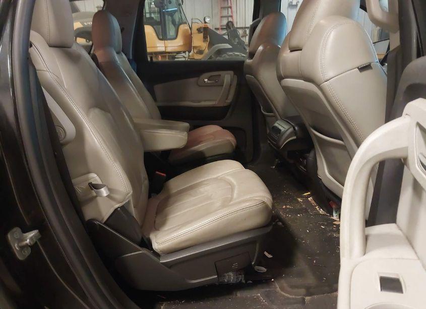 Photo 8 of 2011 Chevrolet Traverse LTZ (VIN 1GNKVLED0BJ301847)