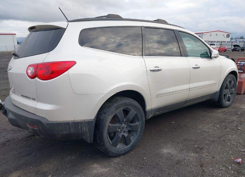 Photo 4 of 2012 Chevrolet Traverse LTZ (VIN 1GNKVLED0CJ130650)