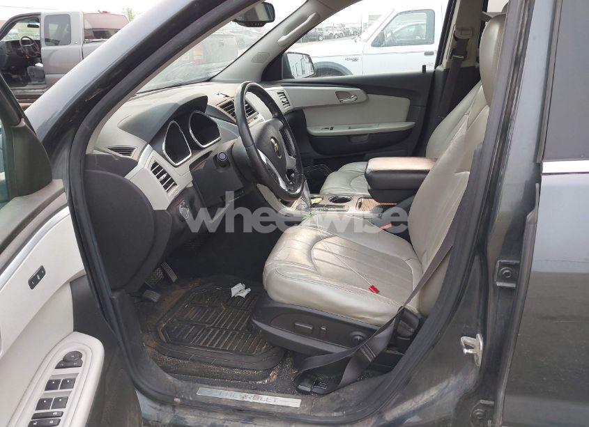 Photo 5 of 2011 Chevrolet Traverse LTZ (VIN 1GNKVLED1BJ190242)