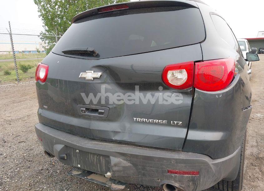 Photo 6 of 2011 Chevrolet Traverse LTZ (VIN 1GNKVLED1BJ190242)