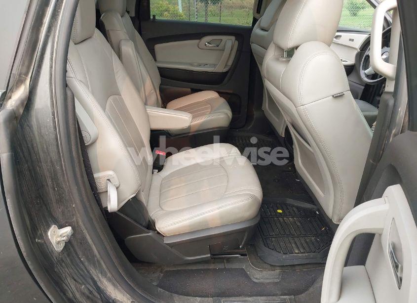 Photo 8 of 2011 Chevrolet Traverse LTZ (VIN 1GNKVLED1BJ190242)