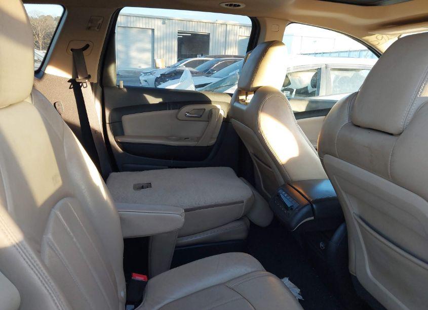 Photo 8 of 2011 Chevrolet Traverse LTZ (VIN 1GNKVLED1BJ347185)