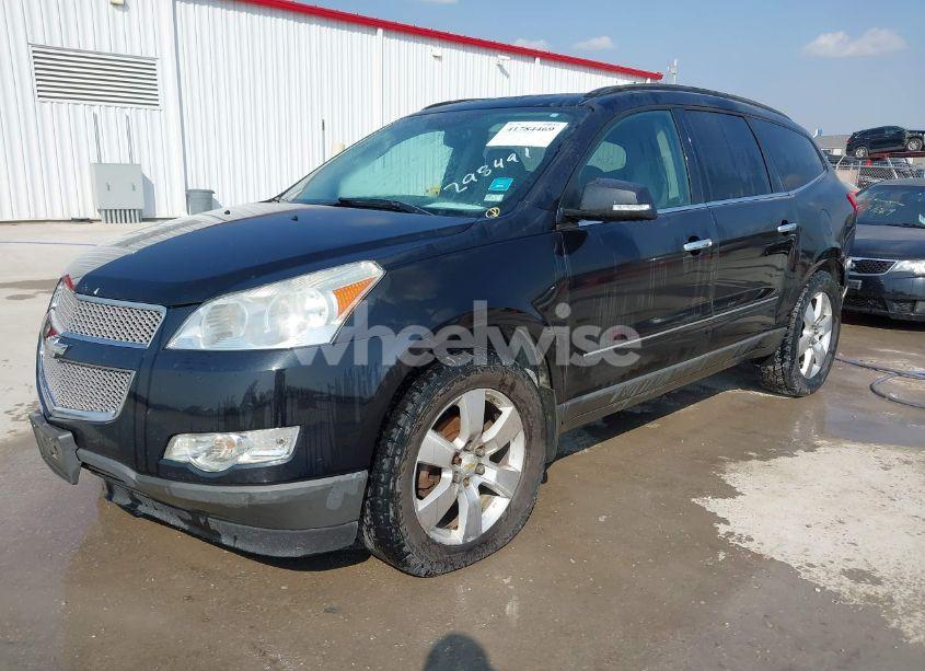 Photo 2 of 2012 Chevrolet Traverse LTZ (VIN 1GNKVLED1CJ298491)