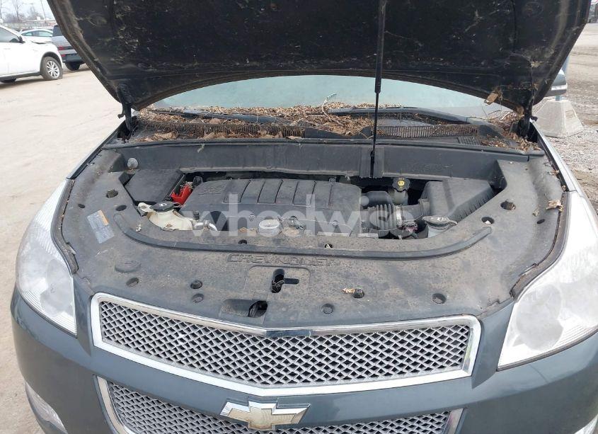 Photo 10 of 2011 Chevrolet Traverse LTZ (VIN 1GNKVLED2BJ107689)