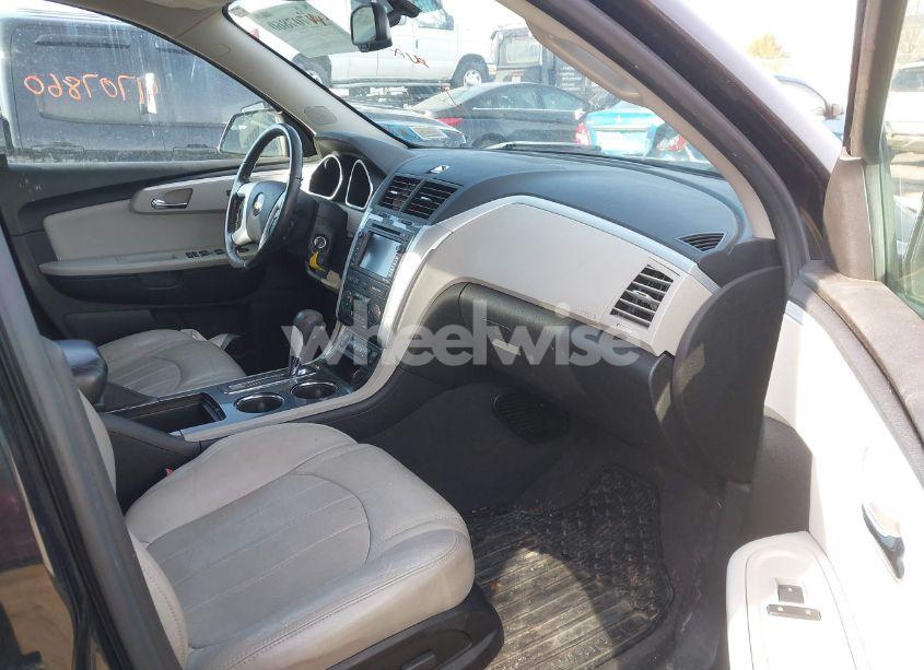 Photo 5 of 2011 Chevrolet Traverse LTZ (VIN 1GNKVLED3BJ265393)