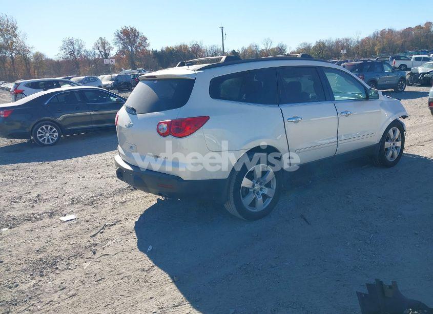 Photo 4 of 2011 Chevrolet Traverse LTZ (VIN 1GNKVLED3BJ296613)