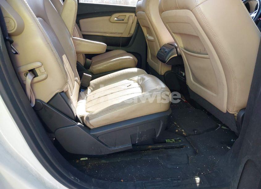 Photo 8 of 2011 Chevrolet Traverse LTZ (VIN 1GNKVLED3BJ296613)