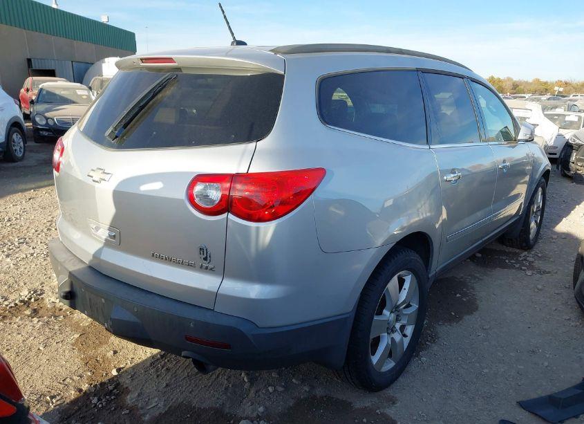 Photo 4 of 2011 Chevrolet Traverse LTZ (VIN 1GNKVLED4BJ167571)