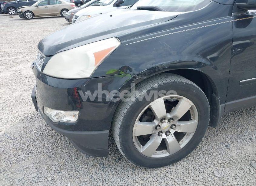 Photo 12 of 2011 Chevrolet Traverse LTZ (VIN 1GNKVLED5BJ306879)