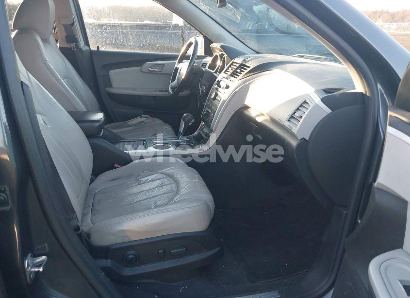 Photo 5 of 2011 Chevrolet Traverse LTZ (VIN 1GNKVLED5BJ364569)