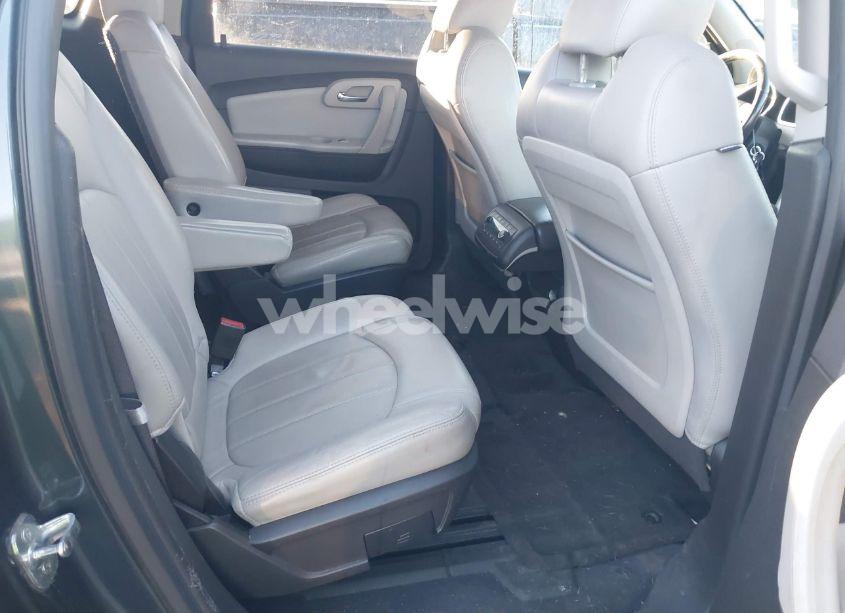 Photo 8 of 2011 Chevrolet Traverse LTZ (VIN 1GNKVLED5BJ364569)