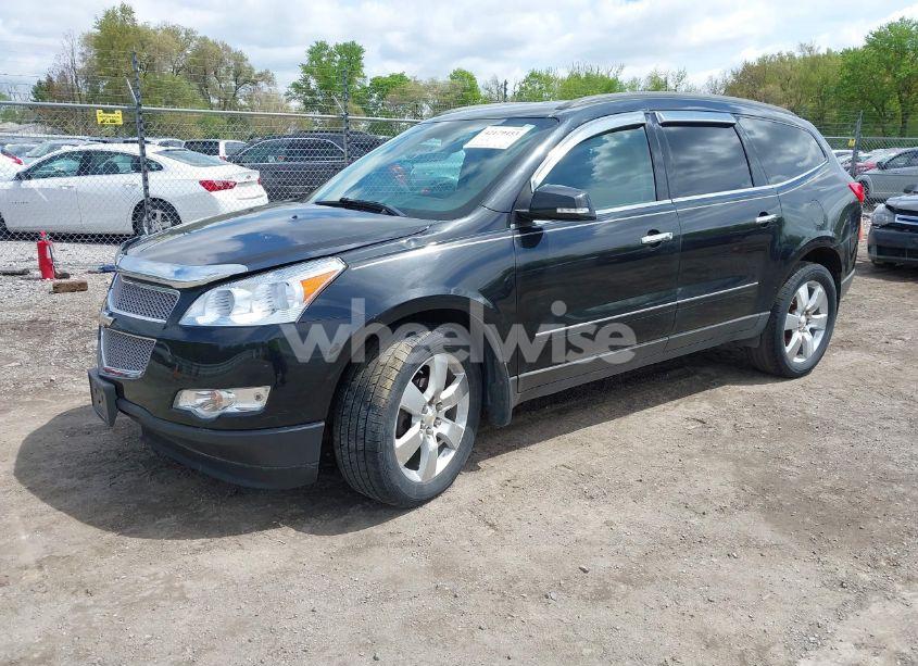Photo 2 of 2012 Chevrolet Traverse LTZ (VIN 1GNKVLED5CJ197695)