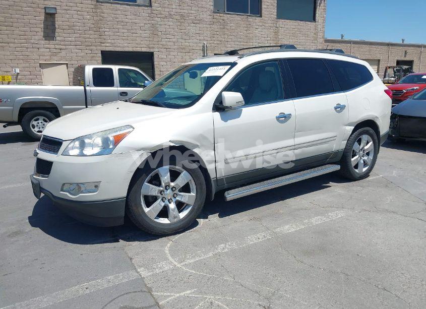 Photo 2 of 2012 Chevrolet Traverse LTZ (VIN 1GNKVLED5CJ210140)