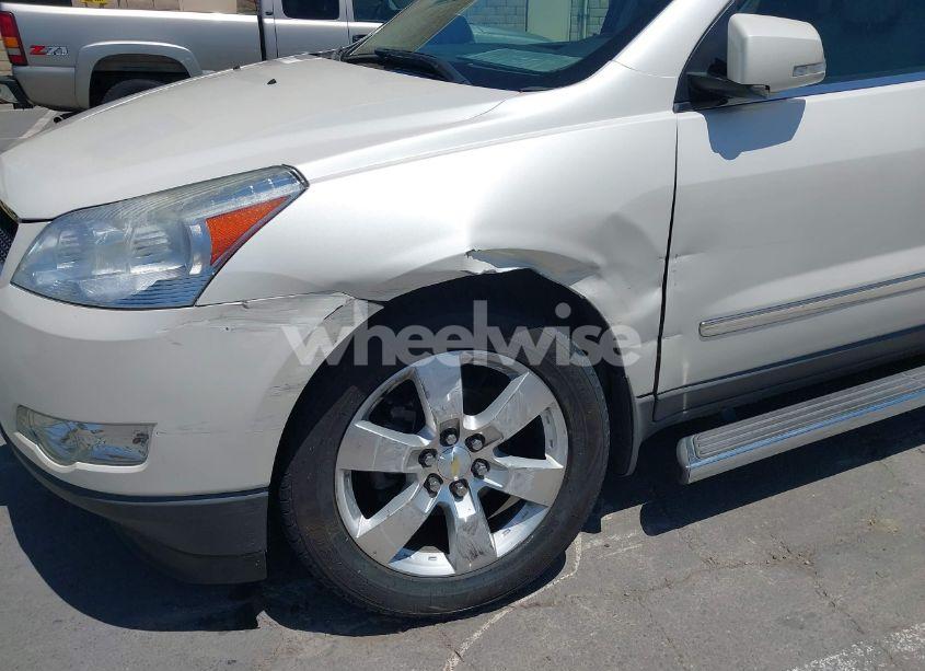 Photo 6 of 2012 Chevrolet Traverse LTZ (VIN 1GNKVLED5CJ210140)