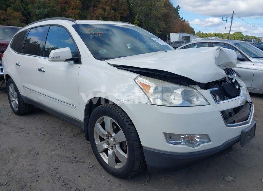 2011 Chevrolet Traverse LTZ (VIN 1GNKVLED6BJ128366) main photo
