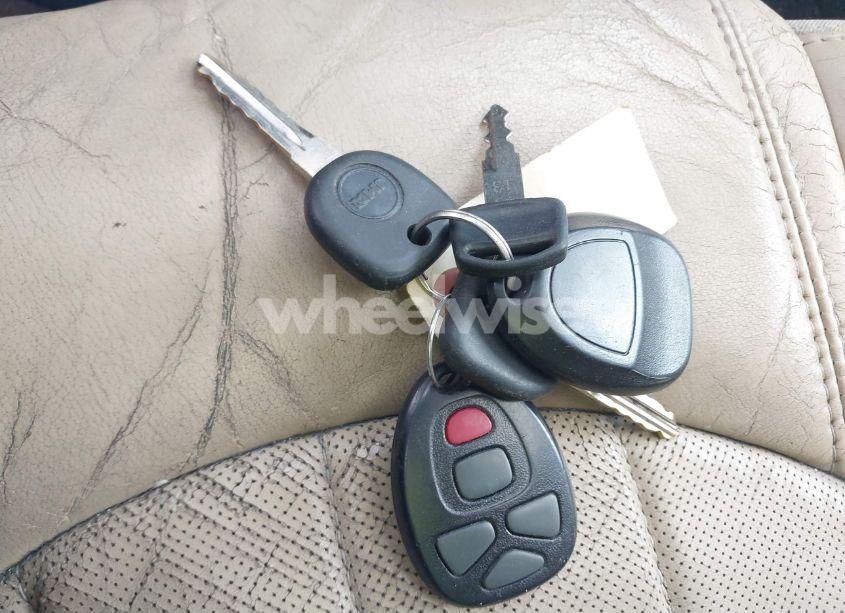 Photo 11 of 2011 Chevrolet Traverse LTZ (VIN 1GNKVLED6BJ128366)