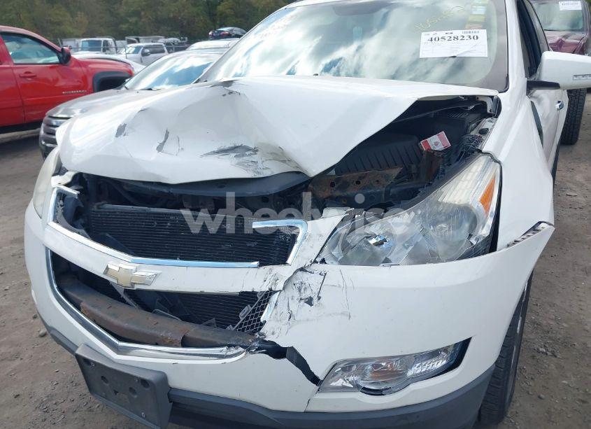 Photo 6 of 2011 Chevrolet Traverse LTZ (VIN 1GNKVLED6BJ128366)