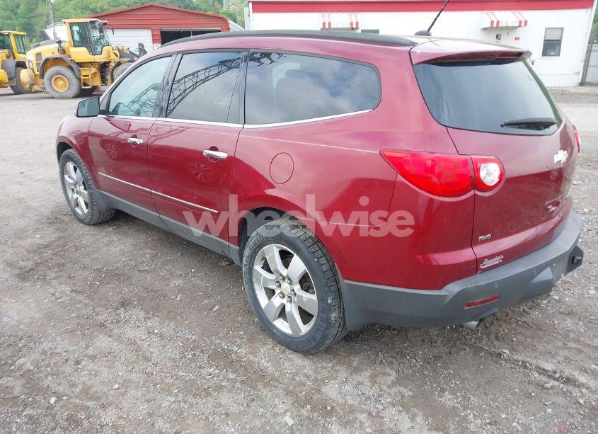 Photo 3 of 2011 Chevrolet Traverse LTZ (VIN 1GNKVLED6BJ182170)