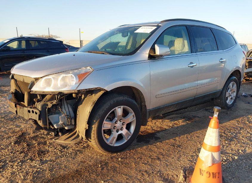 Photo 2 of 2012 Chevrolet Traverse LTZ (VIN 1GNKVLED6CJ142687)