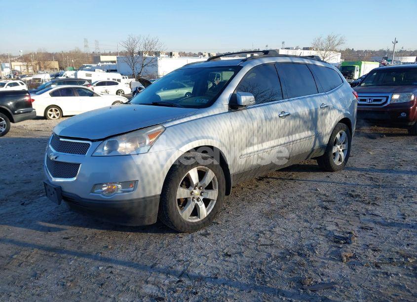 Photo 2 of 2012 Chevrolet Traverse LTZ (VIN 1GNKVLED6CJ292489)