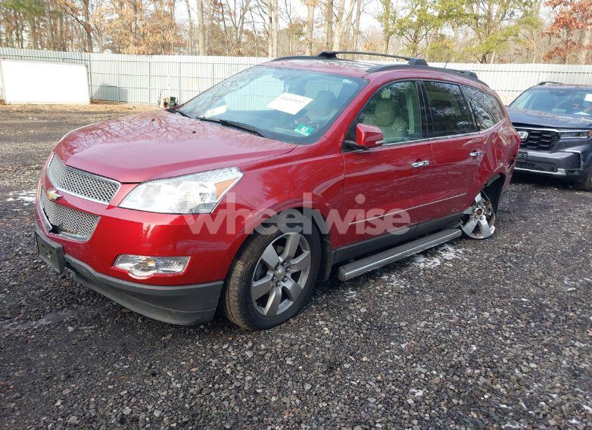 Photo 2 of 2012 Chevrolet Traverse LTZ (VIN 1GNKVLED7CJ143637)