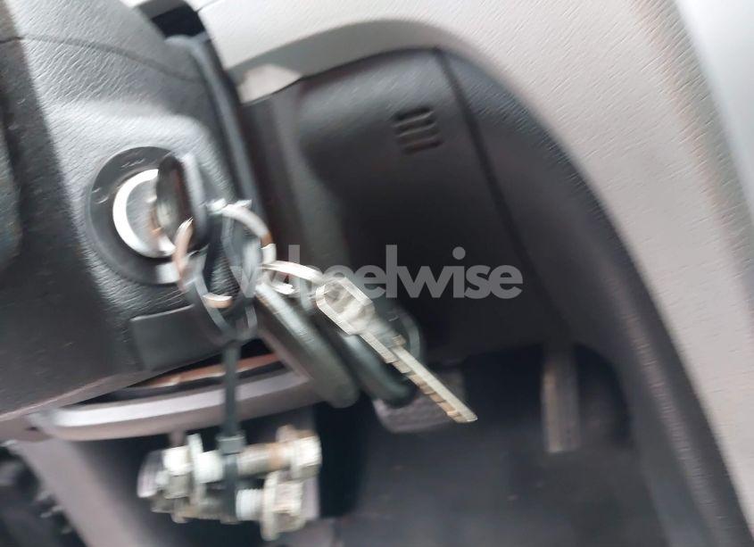 Photo 11 of 2011 Chevrolet Traverse LTZ (VIN 1GNKVLED8BJ195079)