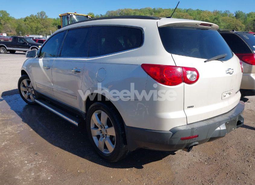 Photo 3 of 2011 Chevrolet Traverse LTZ (VIN 1GNKVLED9BJ158896)
