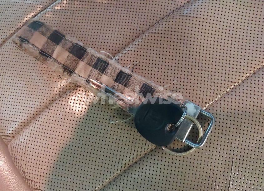 Photo 11 of 2012 Chevrolet Traverse LTZ (VIN 1GNKVLED9CJ257073)