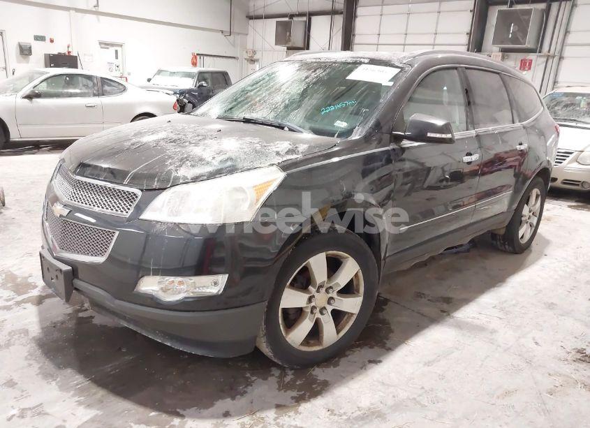 Photo 2 of 2012 Chevrolet Traverse LTZ (VIN 1GNKVLED9CJ324965)