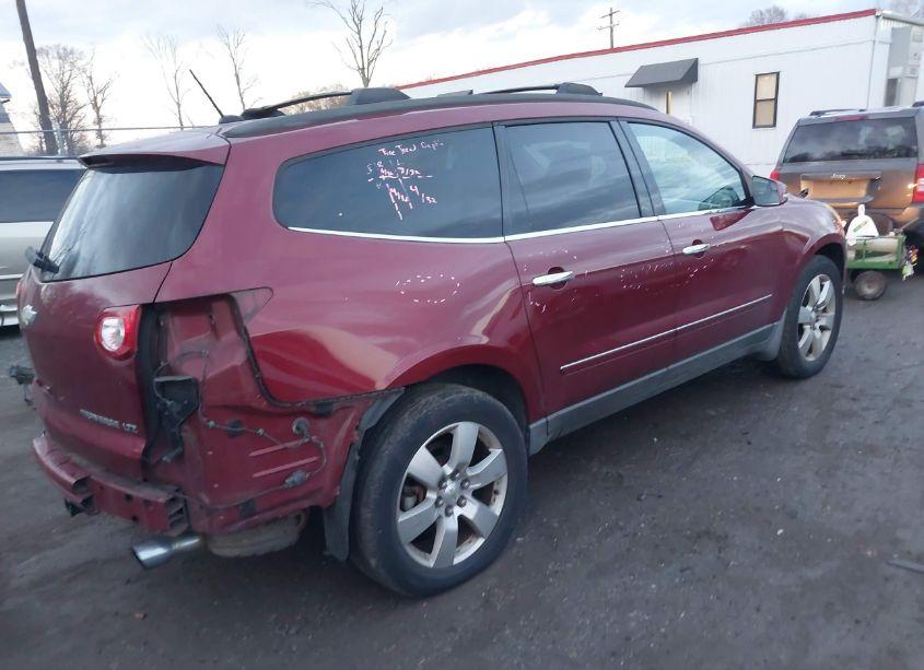 Photo 4 of 2011 Chevrolet Traverse LTZ (VIN 1GNKVLEDXBJ147860)