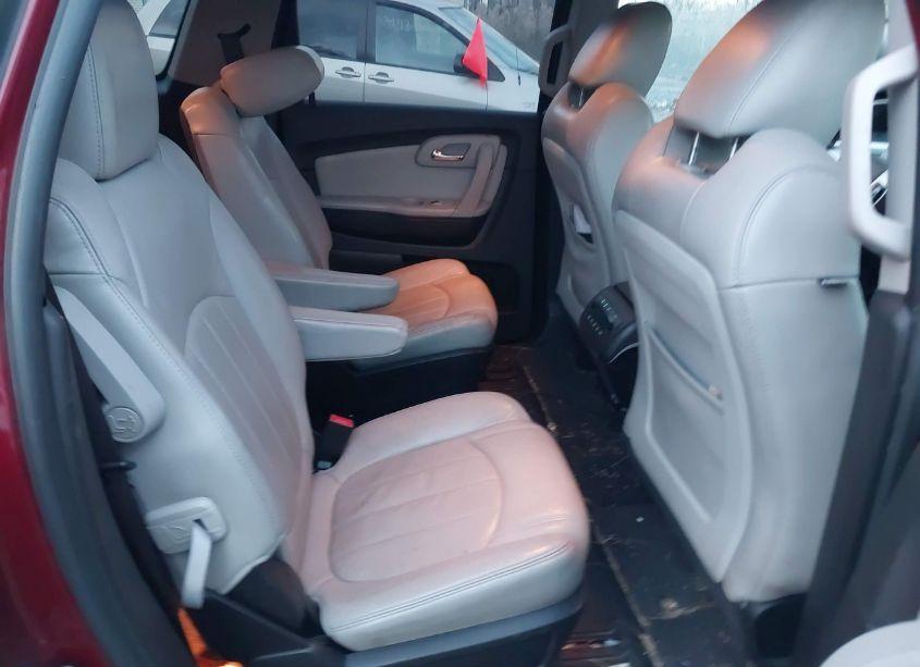 Photo 8 of 2011 Chevrolet Traverse LTZ (VIN 1GNKVLEDXBJ147860)