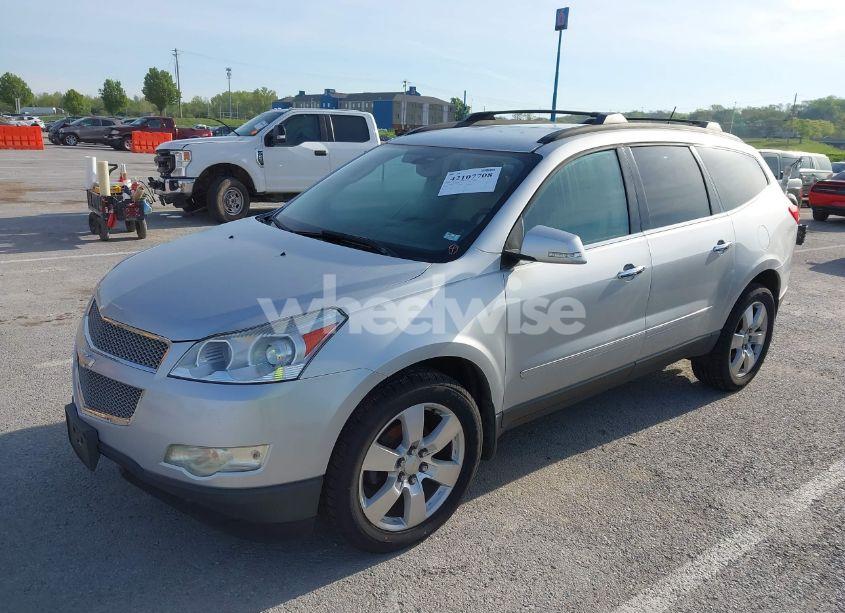 Photo 2 of 2011 Chevrolet Traverse LTZ (VIN 1GNKVLEDXBJ250325)