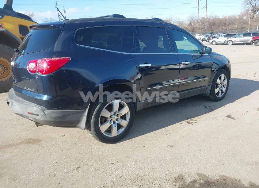 Photo 4 of 2012 Chevrolet Traverse LTZ (VIN 1GNKVLEDXCJ251606)