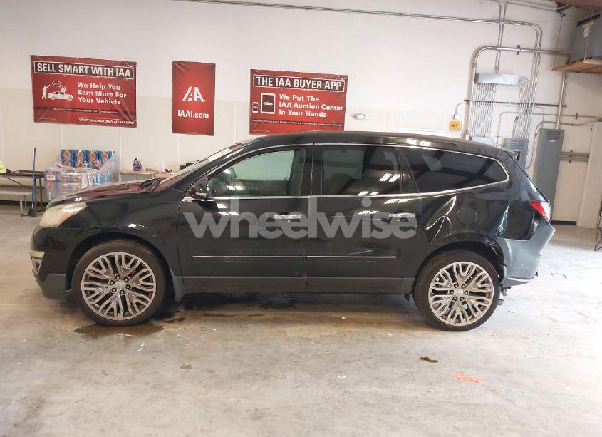 Photo 14 of 2013 Chevrolet Traverse LTZ (VIN 1GNKVLKD2DJ110129)