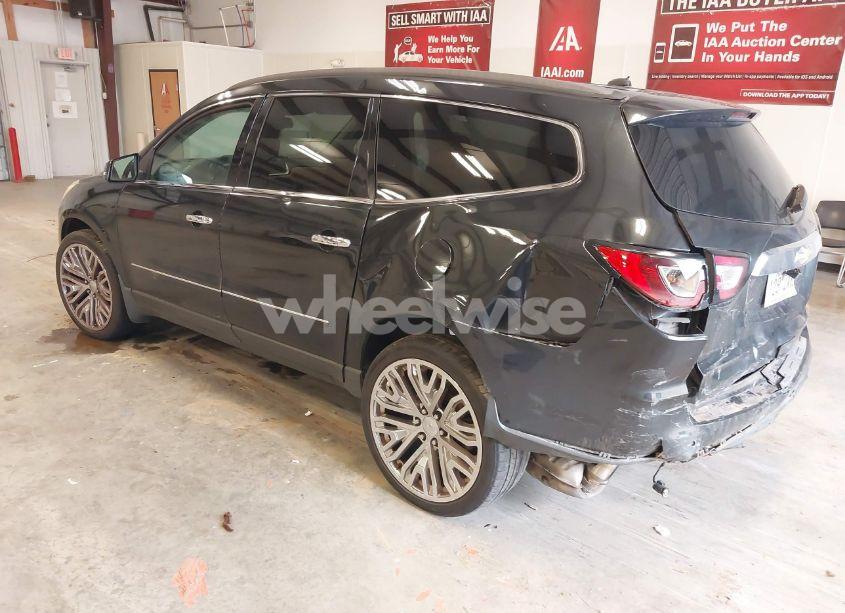 Photo 3 of 2013 Chevrolet Traverse LTZ (VIN 1GNKVLKD2DJ110129)