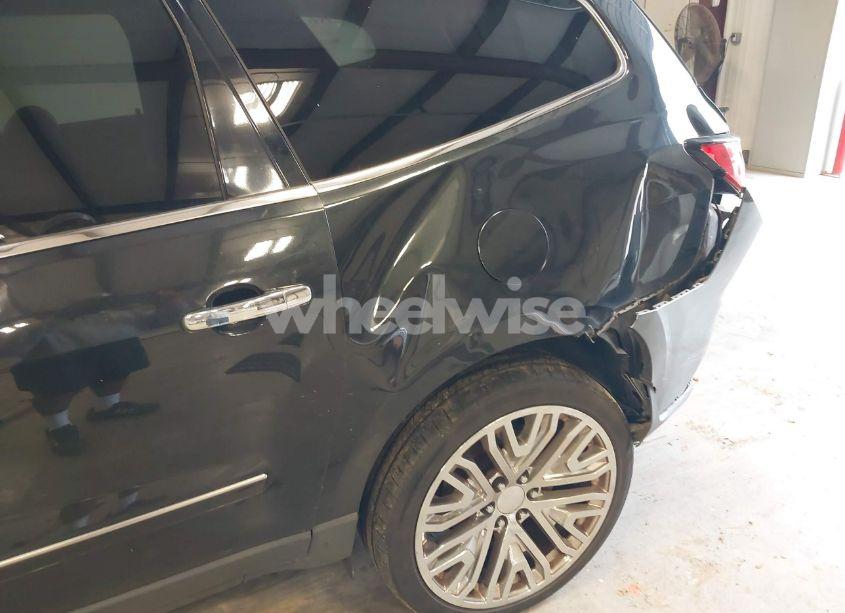 Photo 6 of 2013 Chevrolet Traverse LTZ (VIN 1GNKVLKD2DJ110129)