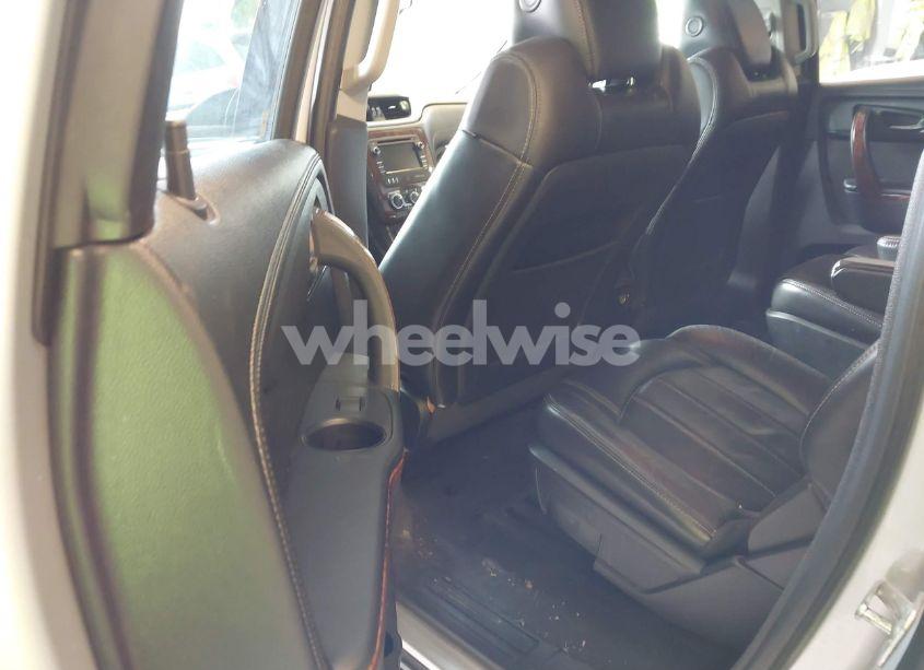 Photo 8 of 2013 Chevrolet Traverse LTZ (VIN 1GNKVLKD6DJ102941)