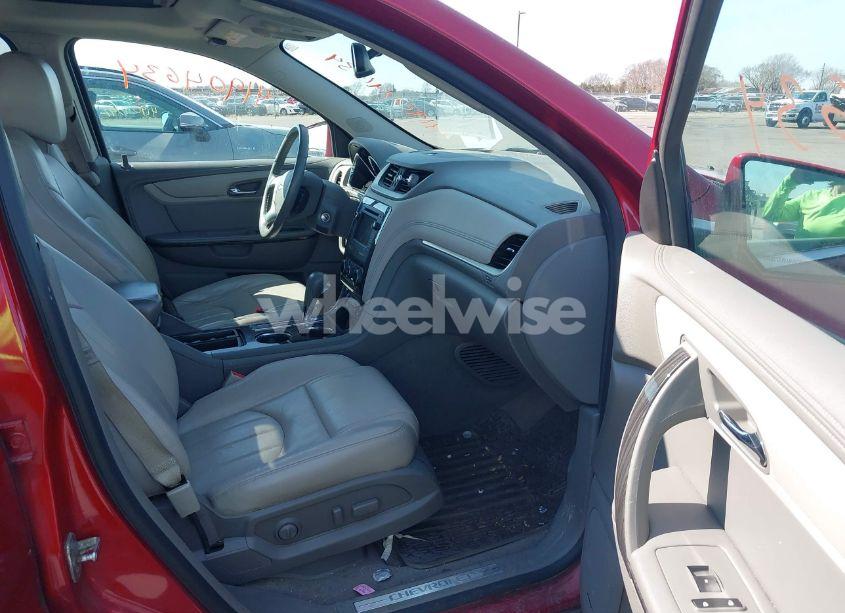 Photo 5 of 2013 Chevrolet Traverse LTZ (VIN 1GNKVLKD9DJ192165)