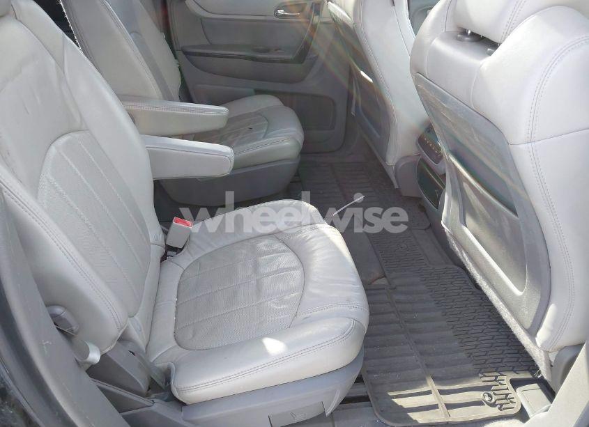 Photo 8 of 2013 Chevrolet Traverse LTZ (VIN 1GNKVLKDXDJ103980)