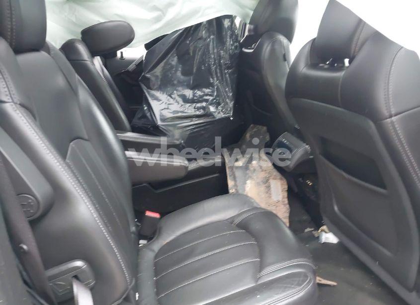 Photo 8 of 2013 Chevrolet Traverse LTZ (VIN 1GNKVLKDXDJ127289)