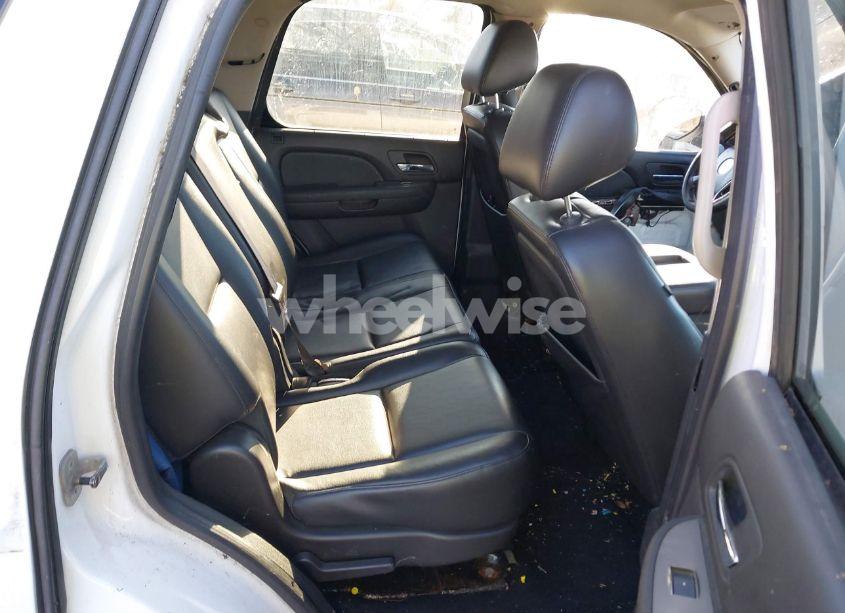 Photo 8 of 2011 Chevrolet Tahoe COMMERCIAL FLEET (VIN 1GNLC2E01BR175260)