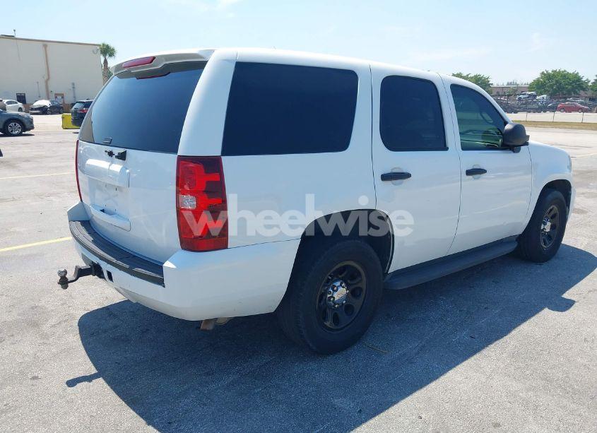 Photo 4 of 2011 Chevrolet Tahoe COMMERCIAL FLEET (VIN 1GNLC2E02BR325621)
