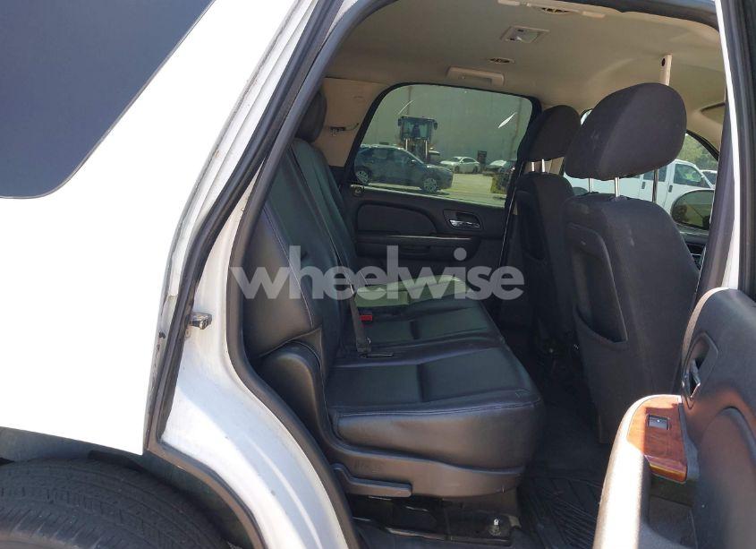 Photo 8 of 2011 Chevrolet Tahoe COMMERCIAL FLEET (VIN 1GNLC2E02BR325621)