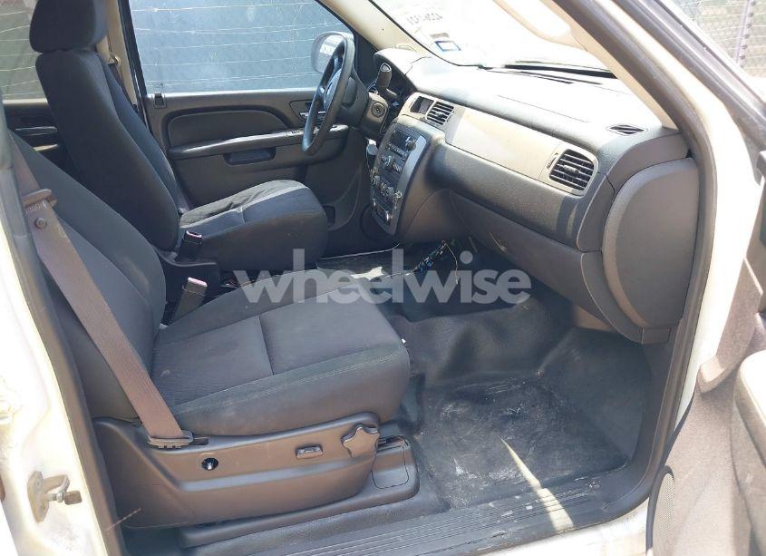 Photo 5 of 2012 Chevrolet Tahoe COMMERCIAL FLEET (VIN 1GNLC2E03CR208597)