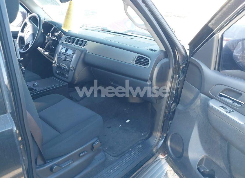 Photo 5 of 2012 Chevrolet Tahoe COMMERCIAL FLEET (VIN 1GNLC2E04CR191339)