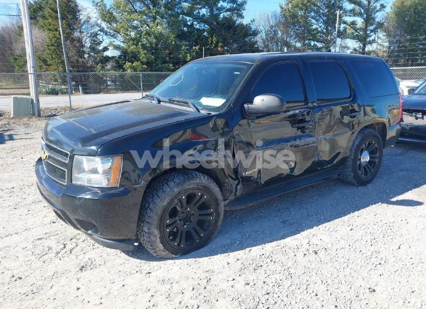Photo 2 of 2013 Chevrolet Tahoe COMMERCIAL FLEET (VIN 1GNLC2E04DR306359)